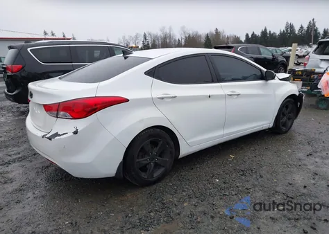 2012 Hyundai Elantra Gls z USA, uszkodzony, nr VIN 5NPDH4AE5CH106303